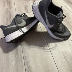 Nike Shoes-$30