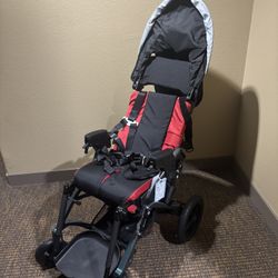 Never Used Reach stroller 