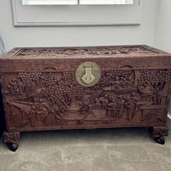 Hand-Carved Chinese Camphor Wood Trunk / Hope Chest – Vintage Heirloom