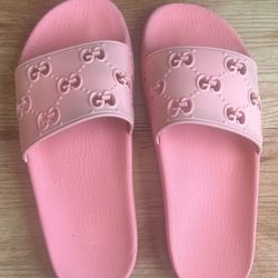 Gucce Pink Sandals 🩴 Size 40