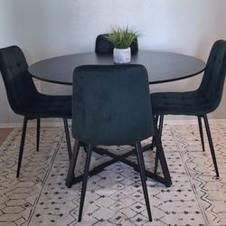 Black Round Dining Table With 4 Chairs