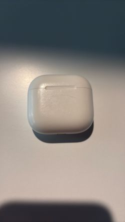 Apple AirPod version four