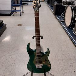 Washburn MG-70 Mercury Series Guitar w/case