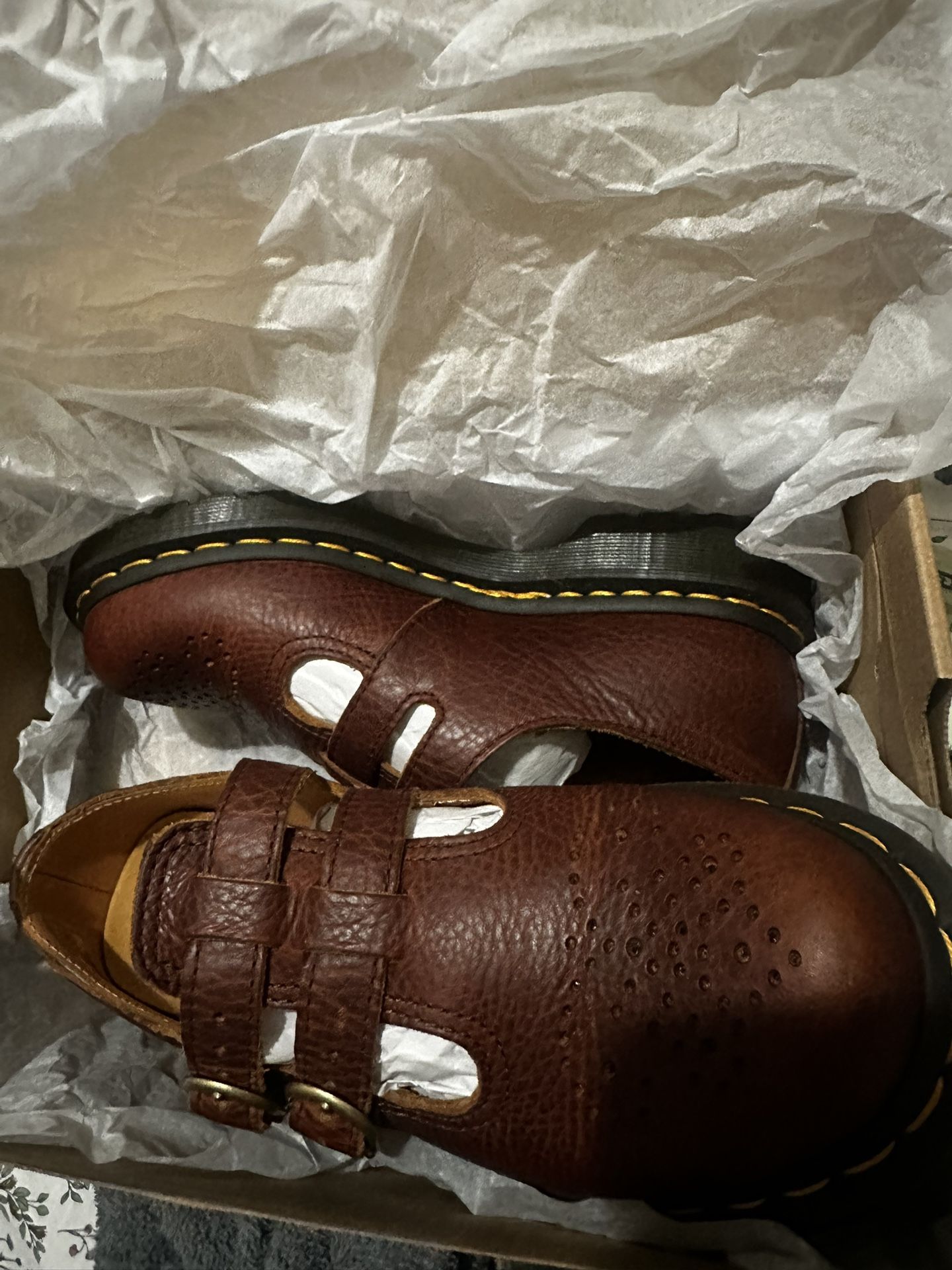 Martens Mary Jane Cashew 8065