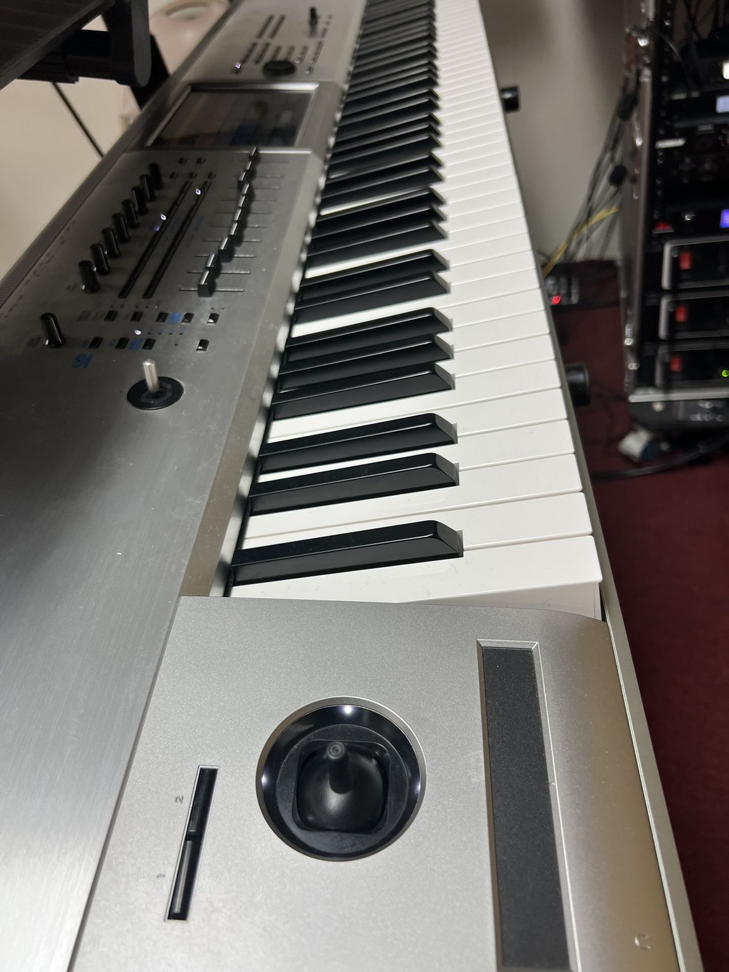 Korg Kronos Keyboard