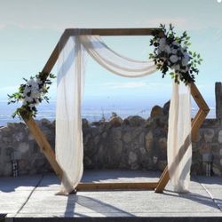 WOOD SPECIAL EVENT ARCH 