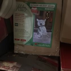 Christmas Decoration LED Lighted Snowy Owl For Yard In Original Box