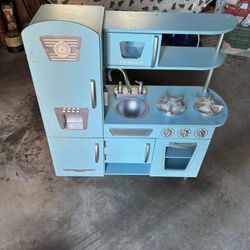 Play Kitchen