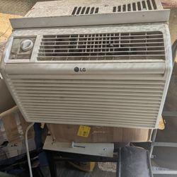 LG Air Conditioner 