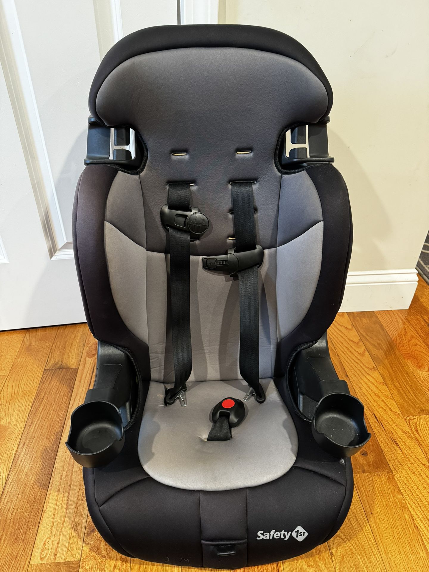 Safety 1st Grand DLX Booster Car Seat