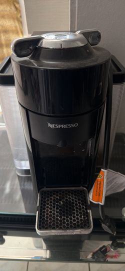 KEURIG ESPRESSO MACHINE AND POD TRAY HOLDER