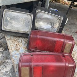 BRONCO HEAD AND TAIL LIGHTS