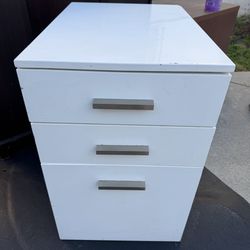File cabinet