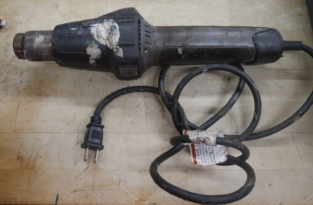 Steinel HG2220E Ergonomic Slim Industrial Professional Hot Air Gun 120/1500W-60H. used. tested. in a good working order.
