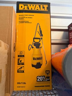 DeWalt 2-Gallon Manual Pump Sprayer