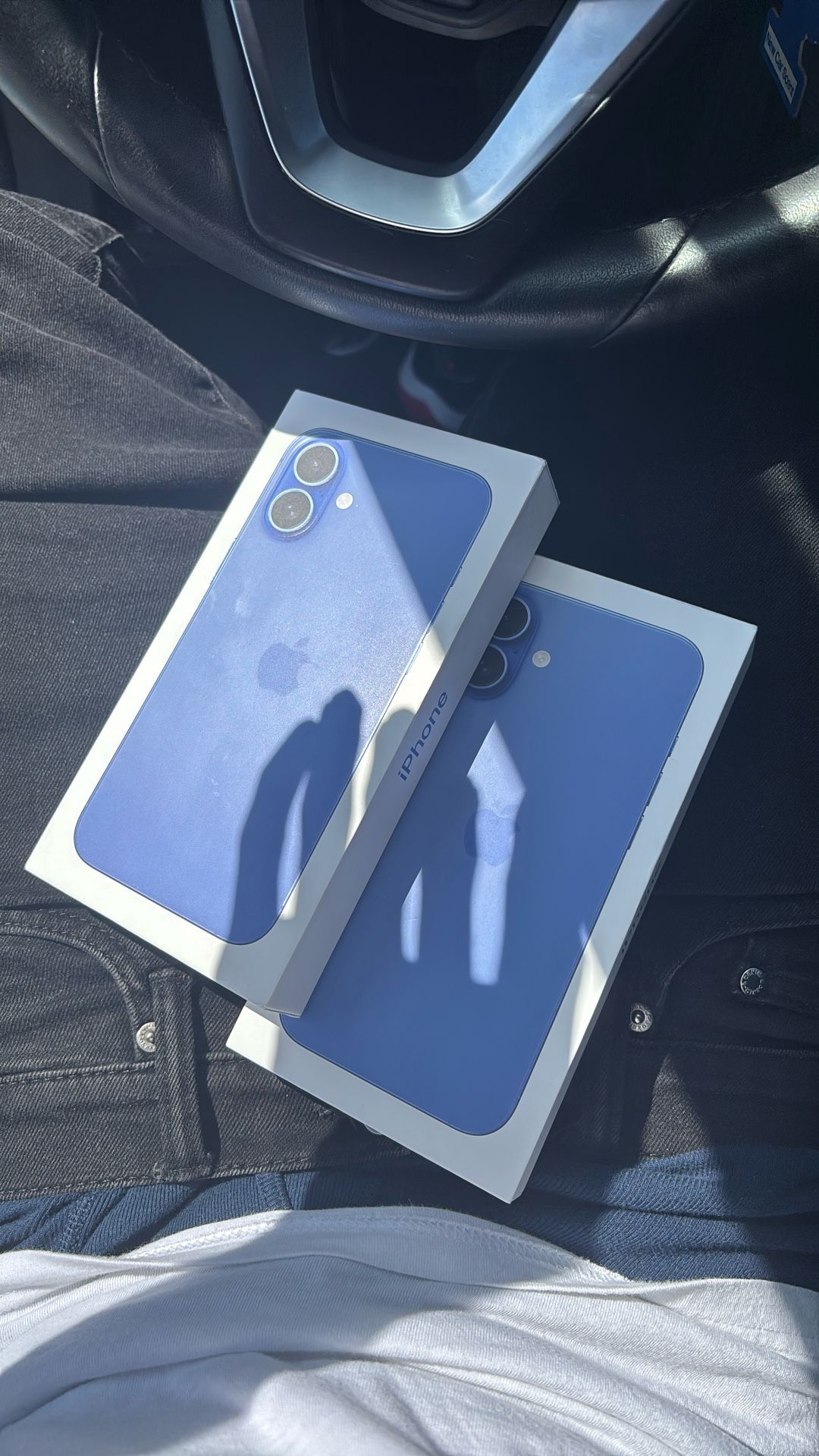 2 IPHONE 16 PLUS PURPLE