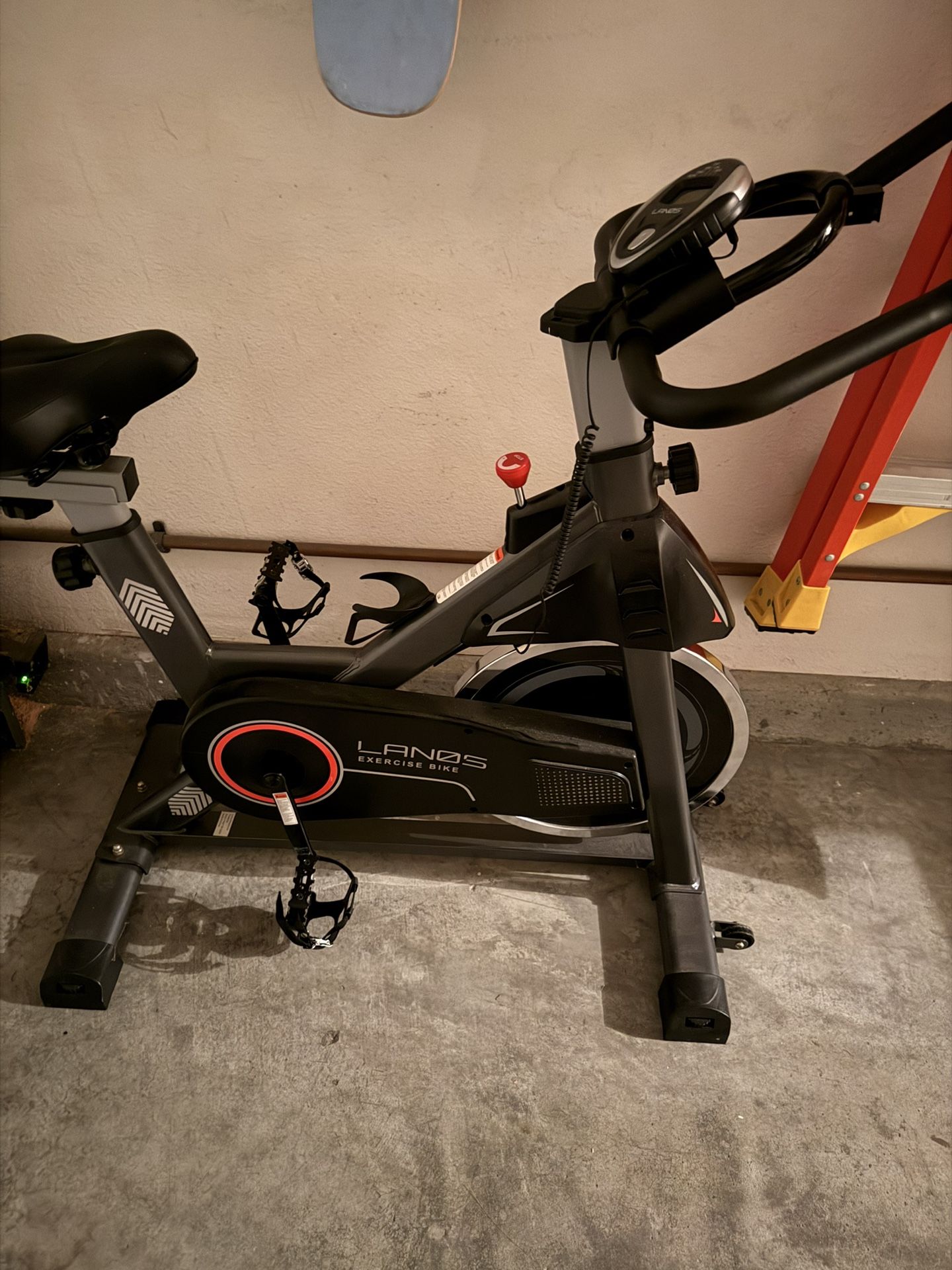 Lanoi Stationary Bike