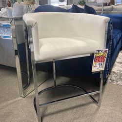 Beautiful Modern Barstool! $299 ✨🏠