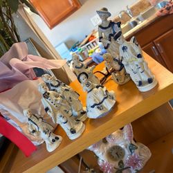 Set of 8 Ceramic Figurine Set, Blue White, People Floral Pattern