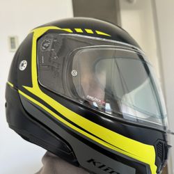 Helmet For Men Size L