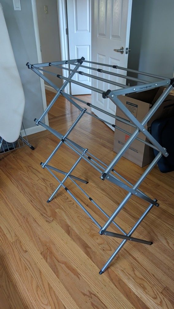 Collapsible Laundry Drying Rack