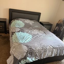 4pc Bedroom Set 4 SALE 