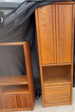 Entertainment center