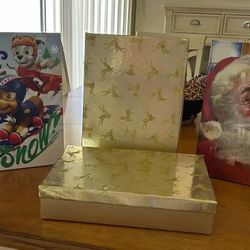 4 Assorted decorative gift boxes