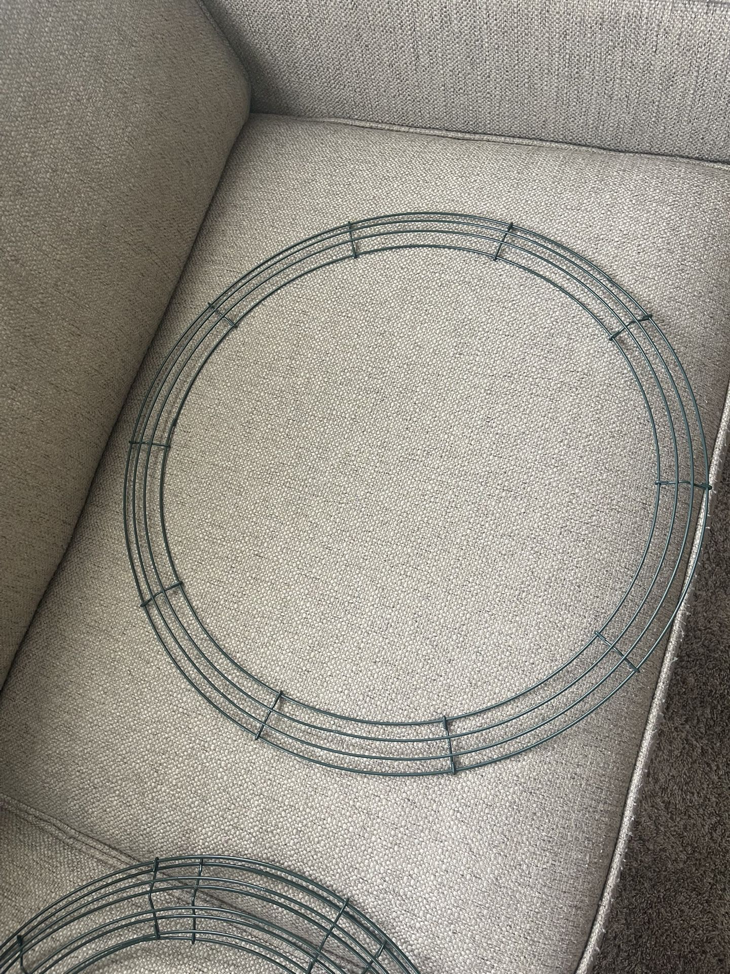 3 Round Metal Wreath Frames