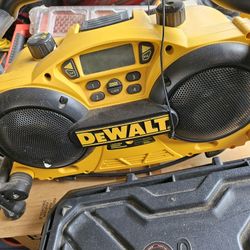 Dewalt 18v Jobsite Radio
