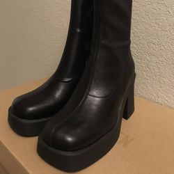 Steve Madden Klayton Platform Boots - Black Size 6.5