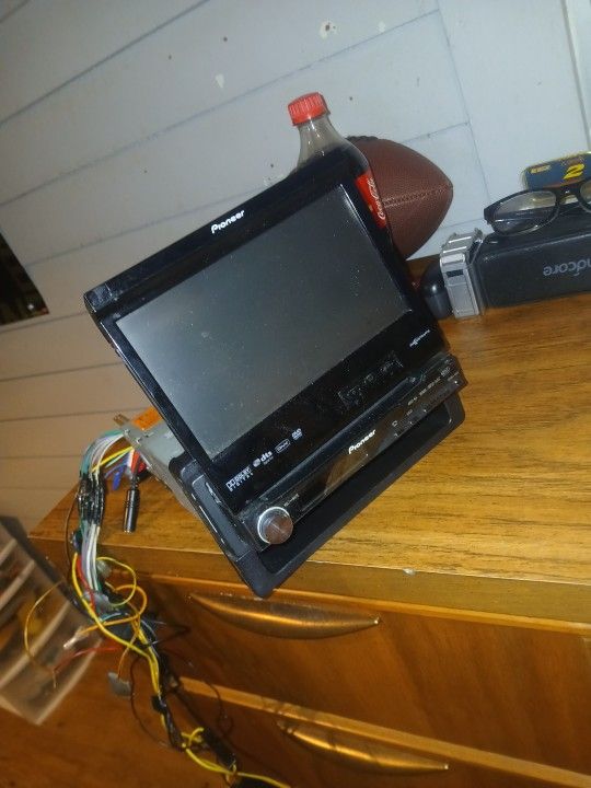 Pioneer Radio/DVD Player
