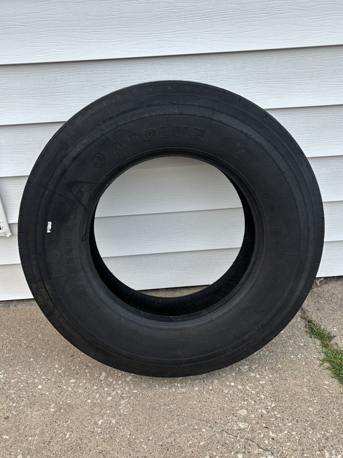 AEO LUS 295/75R22.5 ASL67