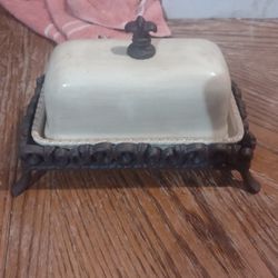 Artimino Tuscan Countryside Terra Cotta Sage Green covered butter dish with metal stand