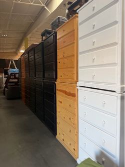 Pinewood dresser