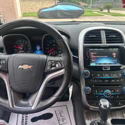 Gray Chevrolet Malibu