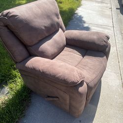 Recliner chair