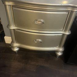 Nightstand Dresser