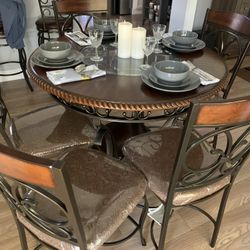 Brown Table & Chairs With Stools 