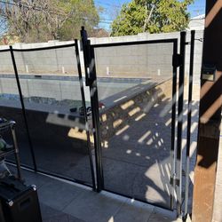 Pool Mesh Fencing