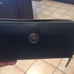 Tory Burch wallet