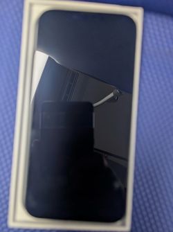 iPhone 16e