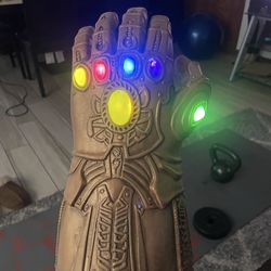 Thanos mask and glove