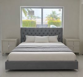 King bed frame / cama king de leather
