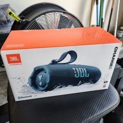 JBL Charge 6/ Brand New Sealed 