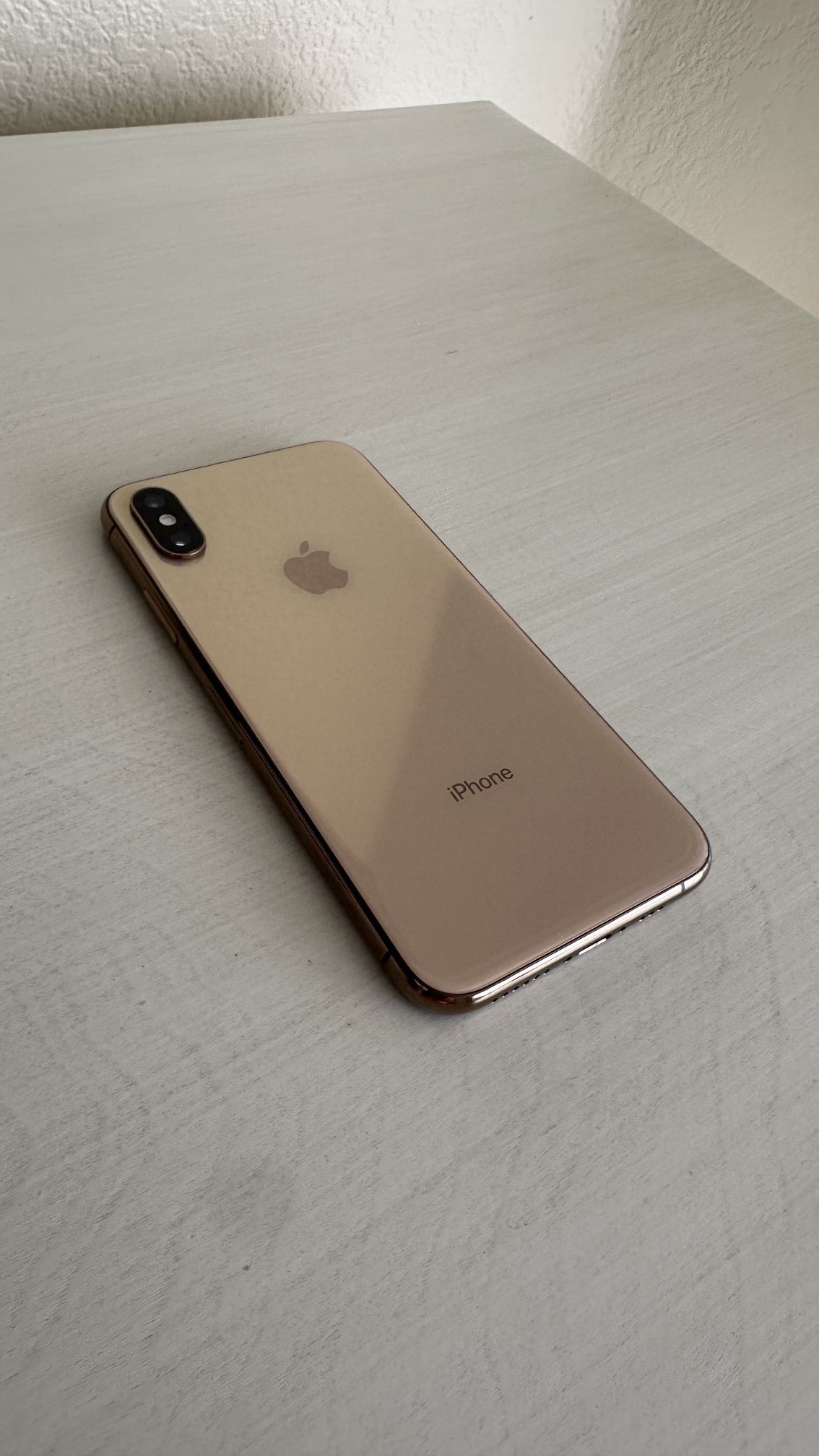 iPhone Xs- 256GB