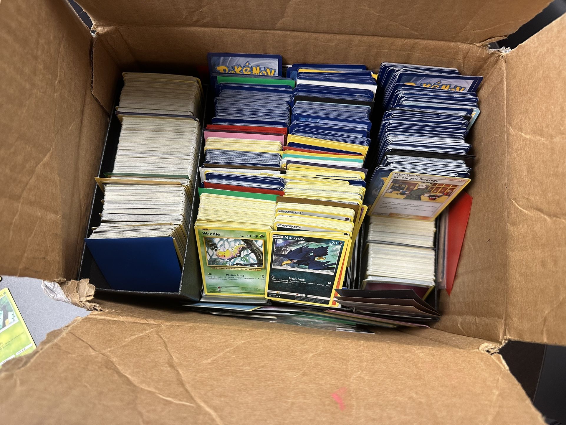 Huge Lot Of Pokémon Cards