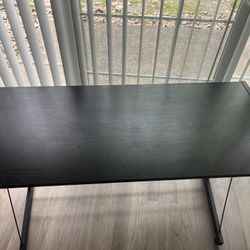 Desk Size 43 L 18 W