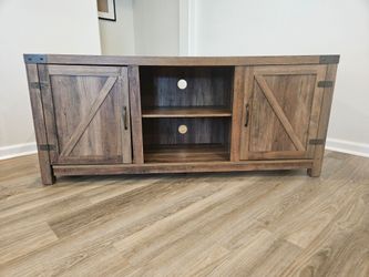 Entertainment Center/ TV stand