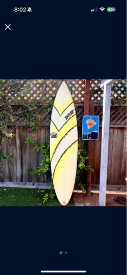 Surfboard 7’6